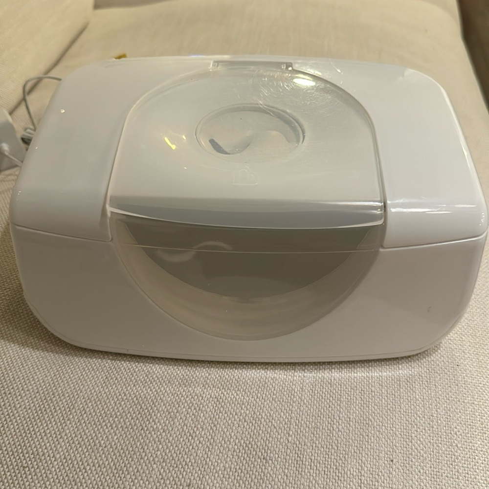 Wipe warmer